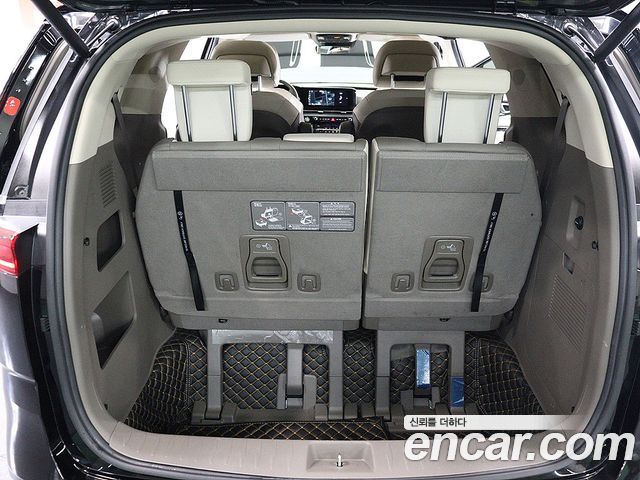 Kia Canival 2021 — photo 5