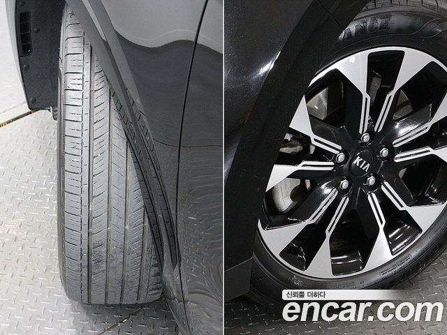 Kia Canival 2021 — photo 20