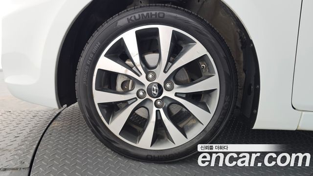 Hyundai Accent 2015 — photo 5