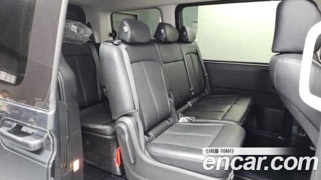 Hyundai Staria 2023 — photo 16