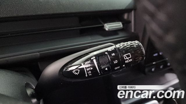 Hyundai Staria 2023 — photo 28