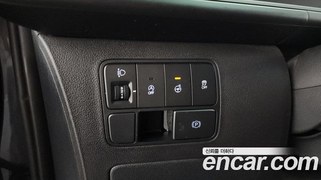 Hyundai Staria 2023 — photo 31