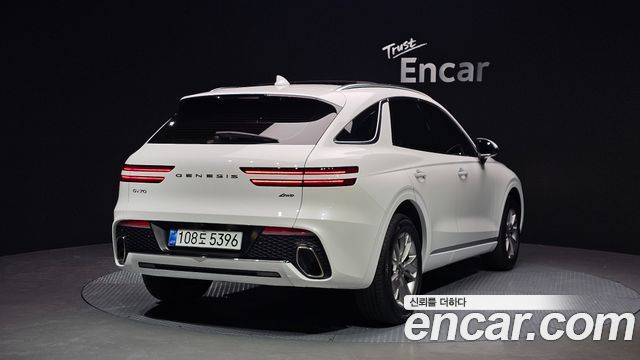 Genesis GV70 2021 — photo 2