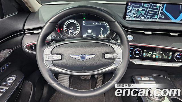 Genesis GV70 2021 — photo 13