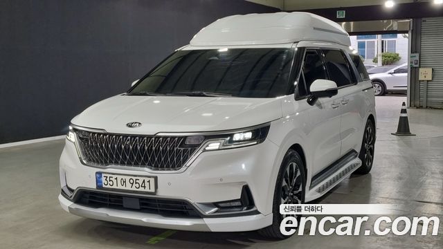 Kia Canival 2021 — photo 1
