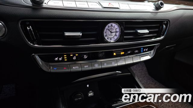 Kia K9 2021 — photo 26