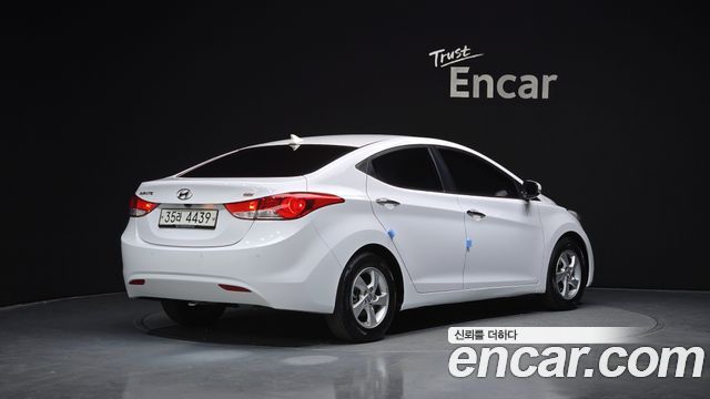 Hyundai AVANTE 2014 — photo 2