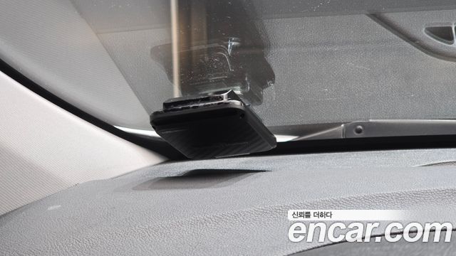 Hyundai AVANTE 2014 — photo 28