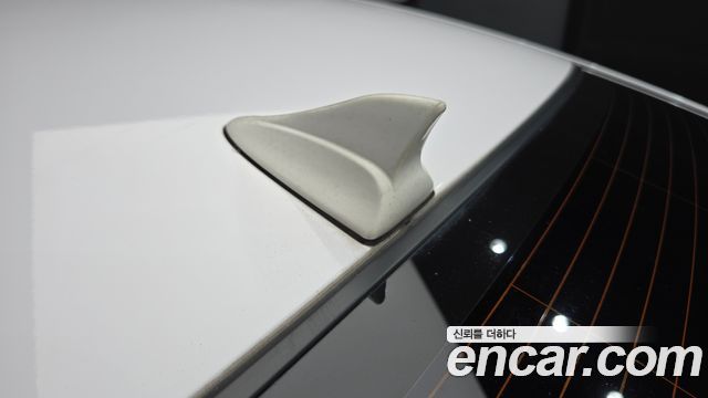 Hyundai AVANTE 2014 — photo 30