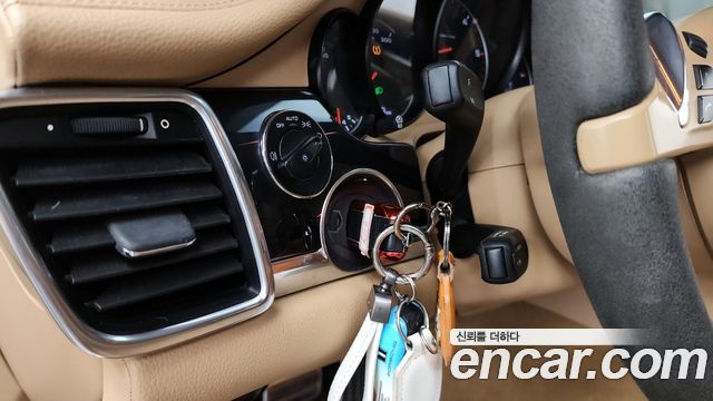Porsche Panamera 2014 — photo 16