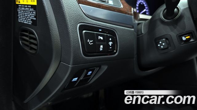 Hyundai Equus 2014 — photo 16