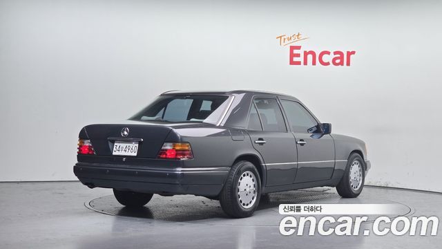 Mercedes-Benz E-Class 1996 — photo 2