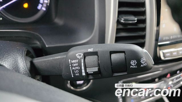 KG Mobility Rexton 2019 — photo 24