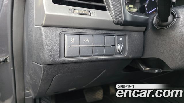 KG Mobility Rexton 2019 — photo 32