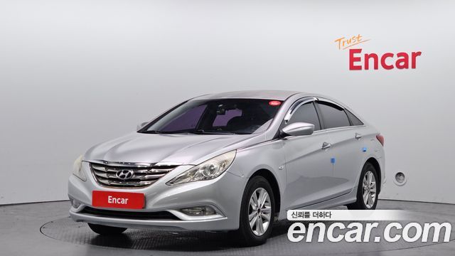 Hyundai Sonata 2010 — photo 1