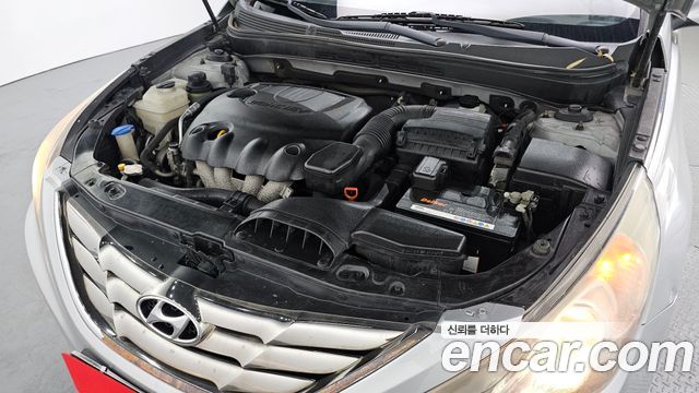 Hyundai Sonata 2010 — photo 6