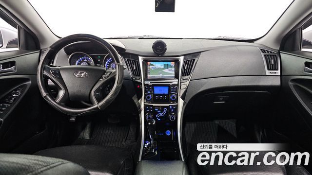 Hyundai Sonata 2010 — photo 7