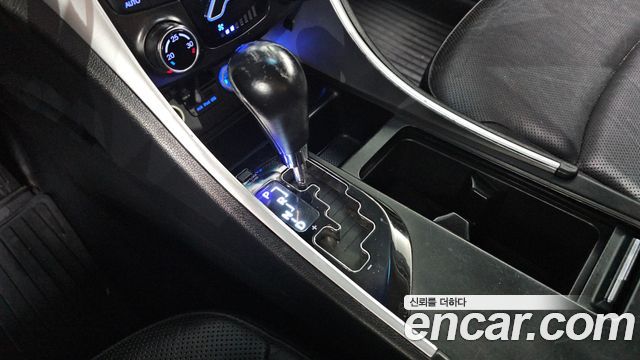 Hyundai Sonata 2010 — photo 9