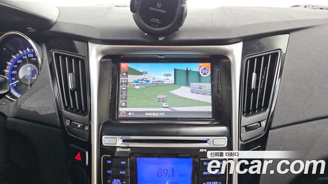 Hyundai Sonata 2010 — photo 12