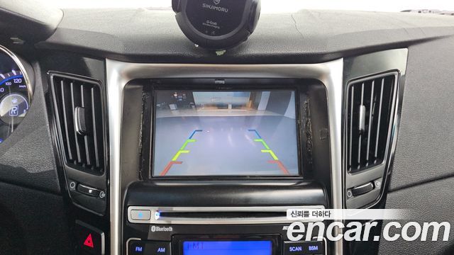 Hyundai Sonata 2010 — photo 13