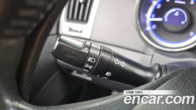 Hyundai Sonata 2010 — photo 15