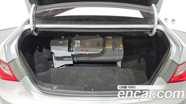 Hyundai Sonata 2010 — photo 20