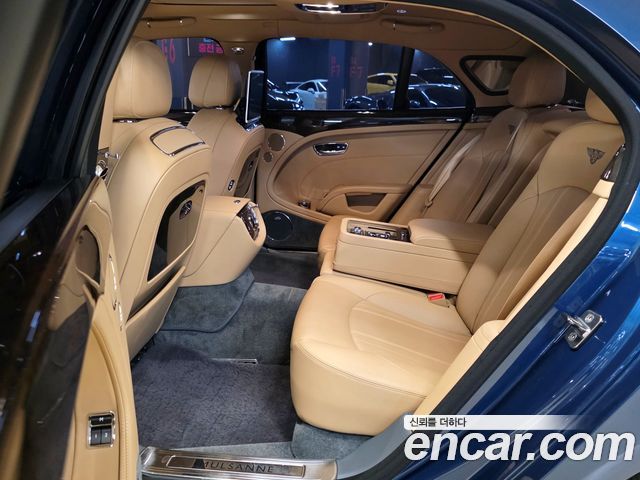 Bentley Mulsanne 2017 — photo 14