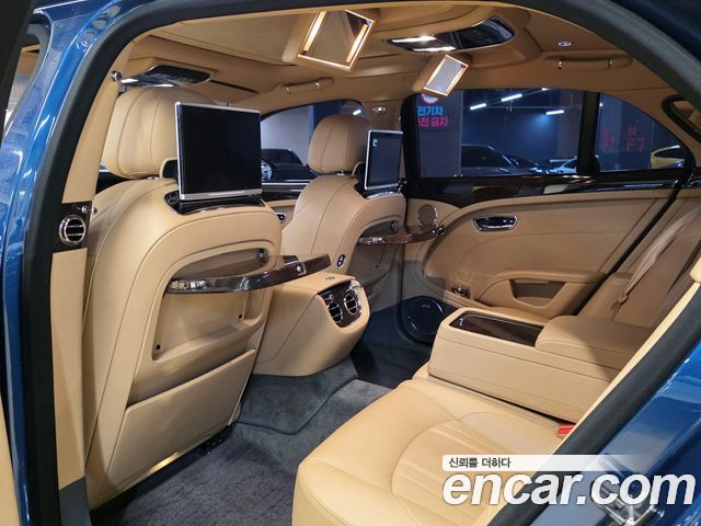 Bentley Mulsanne 2017 — photo 15
