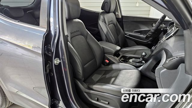 Hyundai Santafe 2016 — photo 11