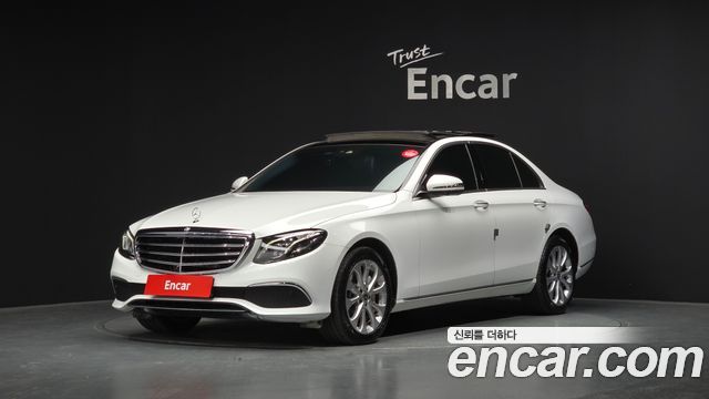 Mercedes-Benz E-Class 2017 — photo 1