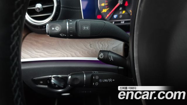 Mercedes-Benz E-Class 2017 — photo 17
