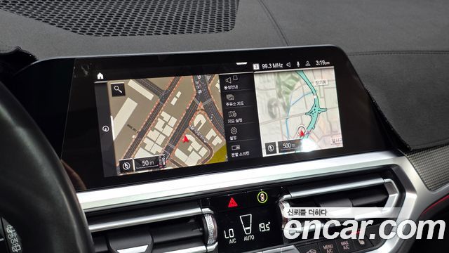BMW 3-Series 2021 — photo 13