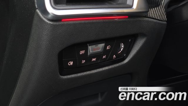 BMW 3-Series 2021 — photo 15