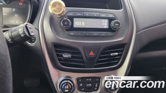 Chevrolet Korea Spark 2018 — photo 18