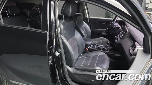 Kia Sorento 2015 — photo 18