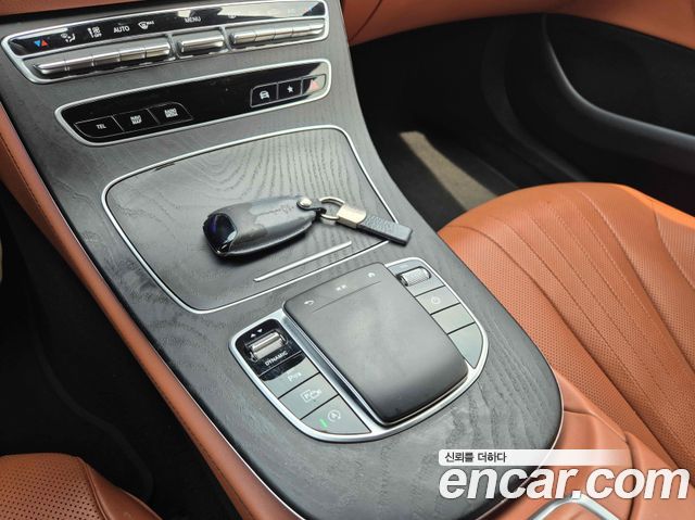 Mercedes-Benz CLS-Class 2022 — photo 10