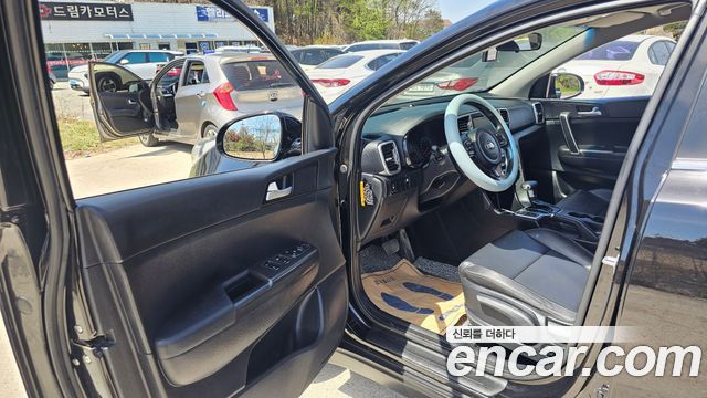 Kia Sportage 2018 — photo 13