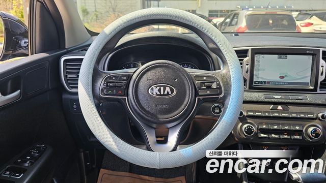 Kia Sportage 2018 — photo 21