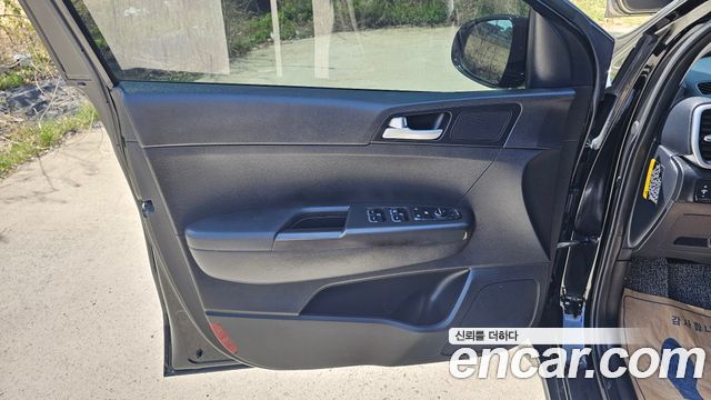 Kia Sportage 2018 — photo 14