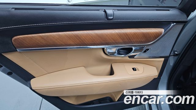 Volvo S90 2019 — photo 15