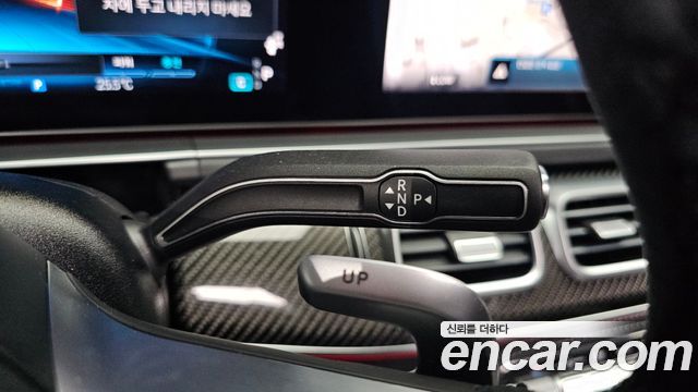 Mercedes-Benz GLE-Class 2024 — photo 12