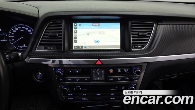 Hyundai Genesis 2016 — photo 20