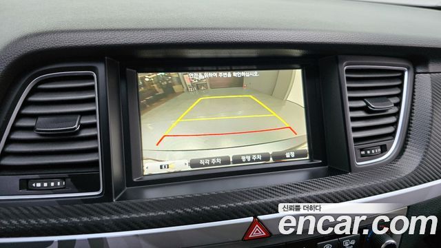 Hyundai Genesis 2016 — photo 21