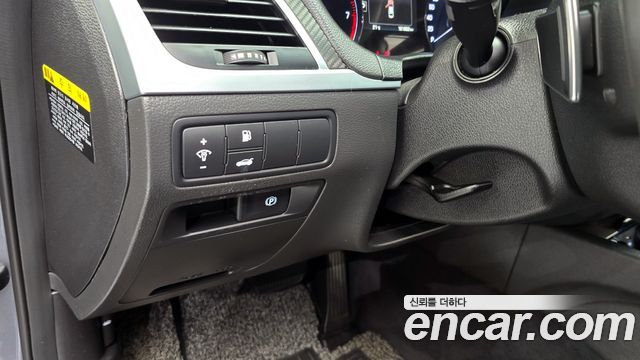 Hyundai Genesis 2016 — photo 23