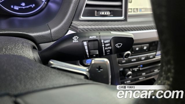 Hyundai Genesis 2016 — photo 24