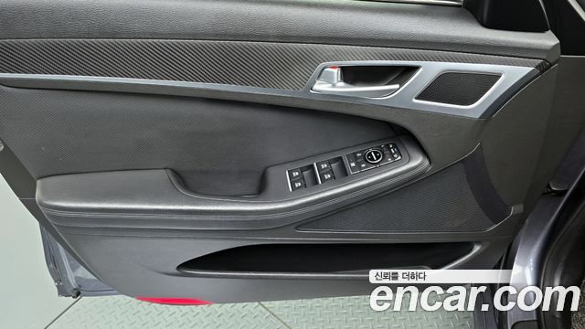 Hyundai Genesis 2016 — photo 14