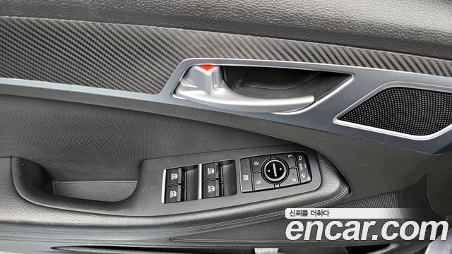 Hyundai Genesis 2016 — photo 30