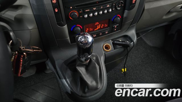Peugeot Expert 2013 — photo 9