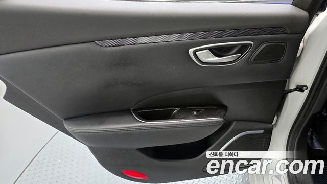 Renault Korea SM6 2016 — photo 15