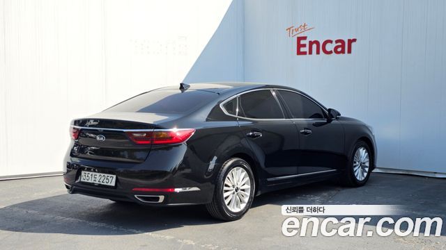Kia K7 2018 — photo 2